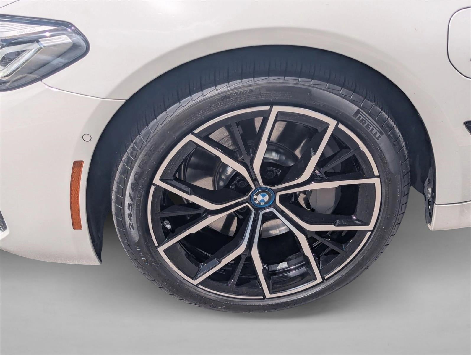 2023 BMW 530e Plug-In Hybrid