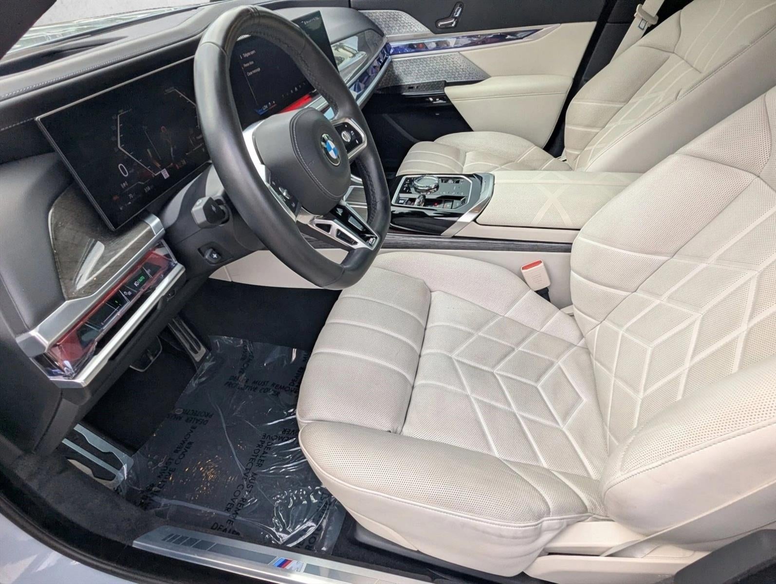 2024 BMW 760i xDrive Sedan