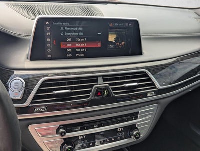 2019 BMW 750i Sedan