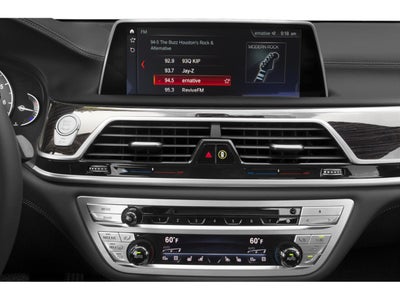 2019 BMW 750i Sedan
