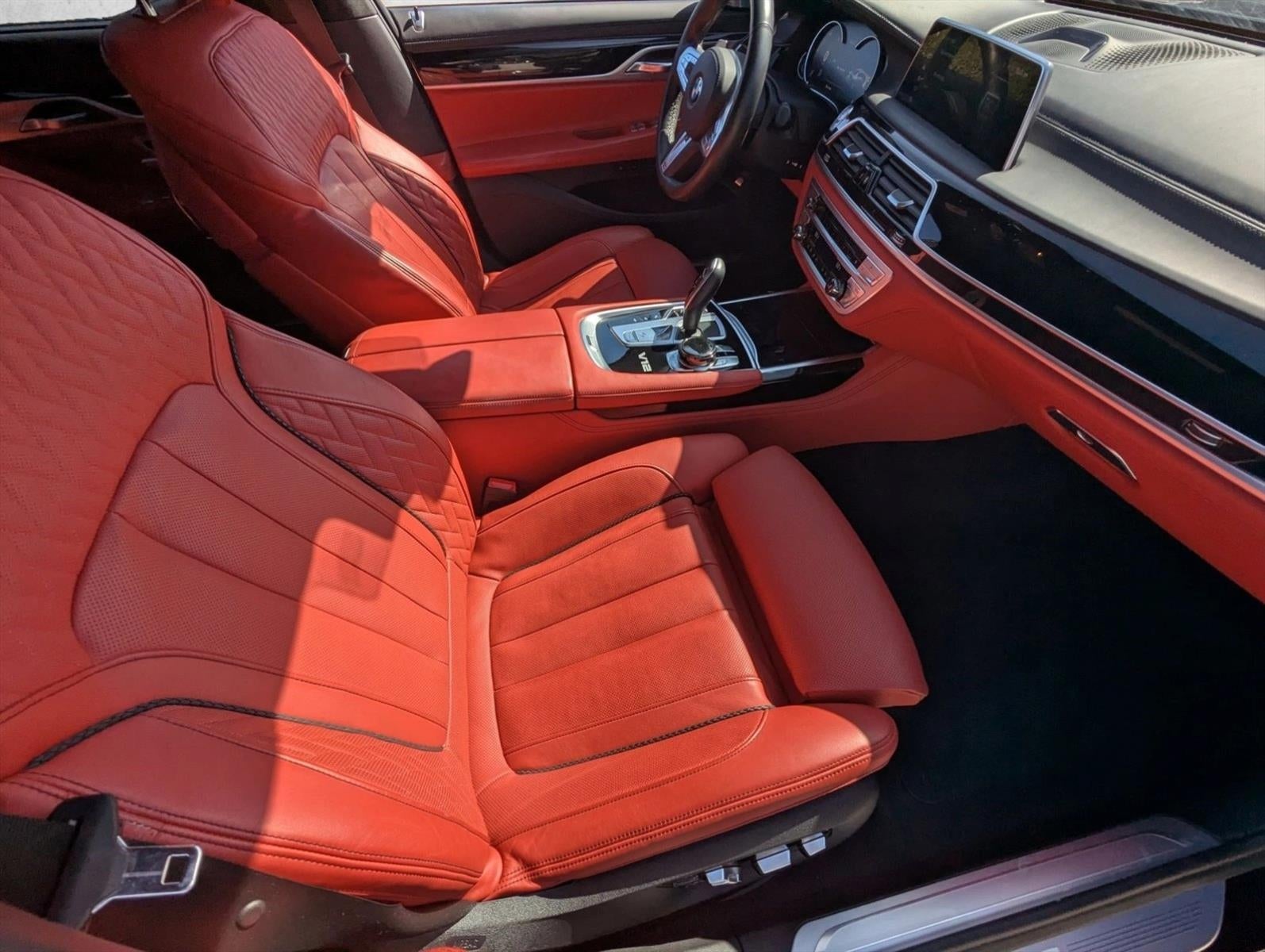 2019 BMW M760i xDrive Sedan