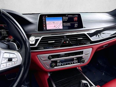2022 BMW 750i xDrive Sedan