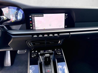 2024 Porsche 911 Carrera 4 Coupe