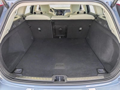 2022 Volvo V60 Cross Country T5 AWD