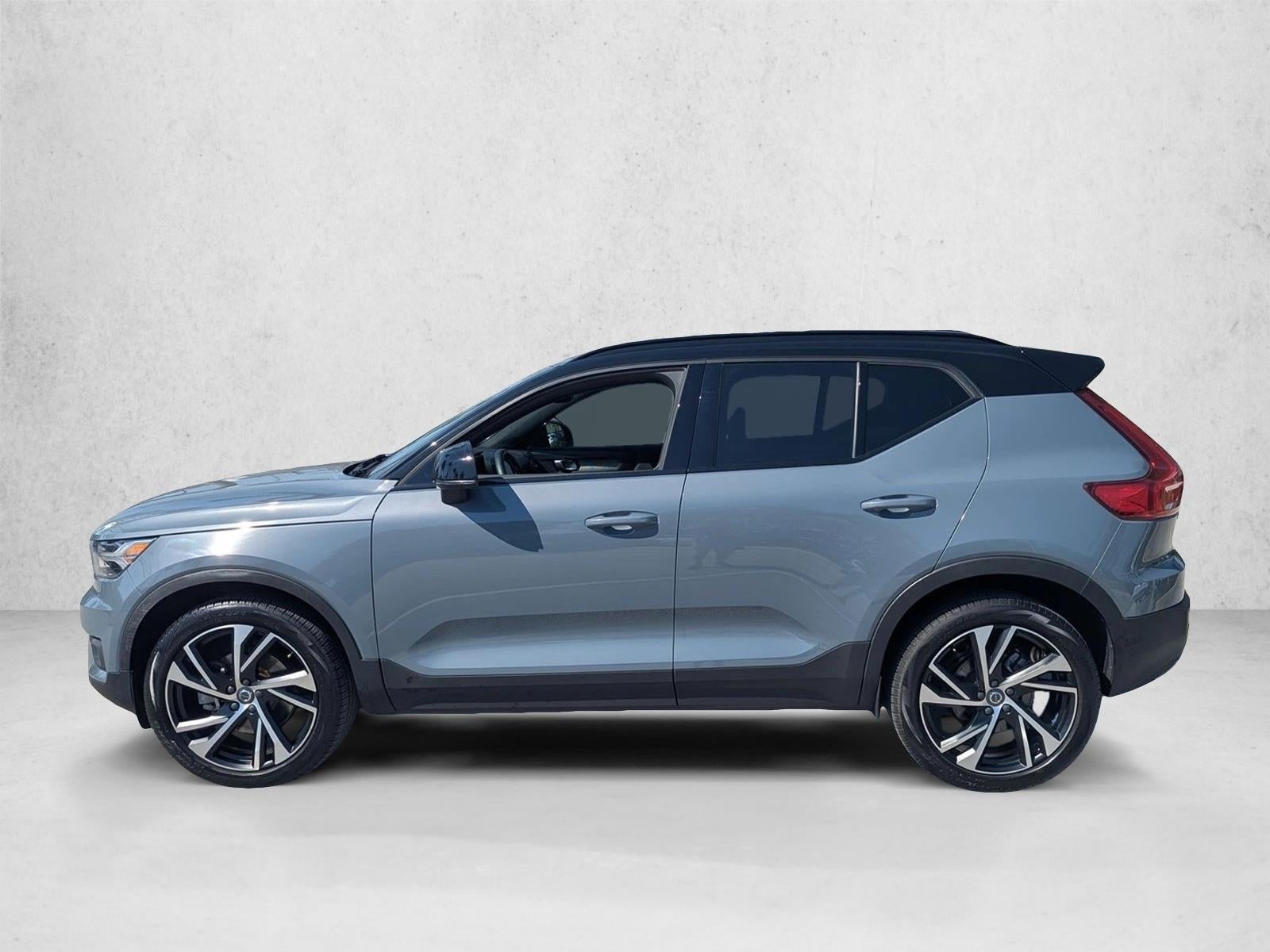 2021 Volvo XC40 T5 AWD R-Design