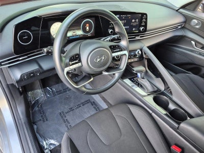 2021 Hyundai ELANTRA SEL IVT