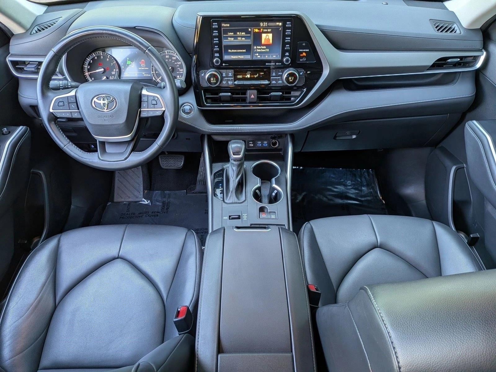 2022 Toyota Highlander XLE FWD (Natl)