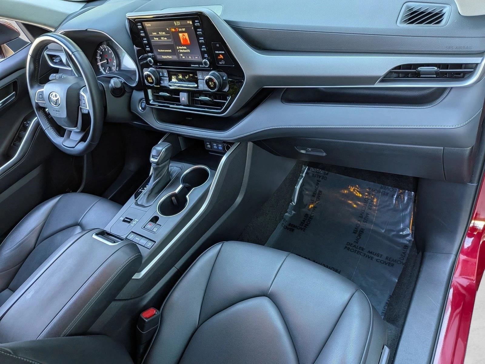 2022 Toyota Highlander XLE FWD (Natl)