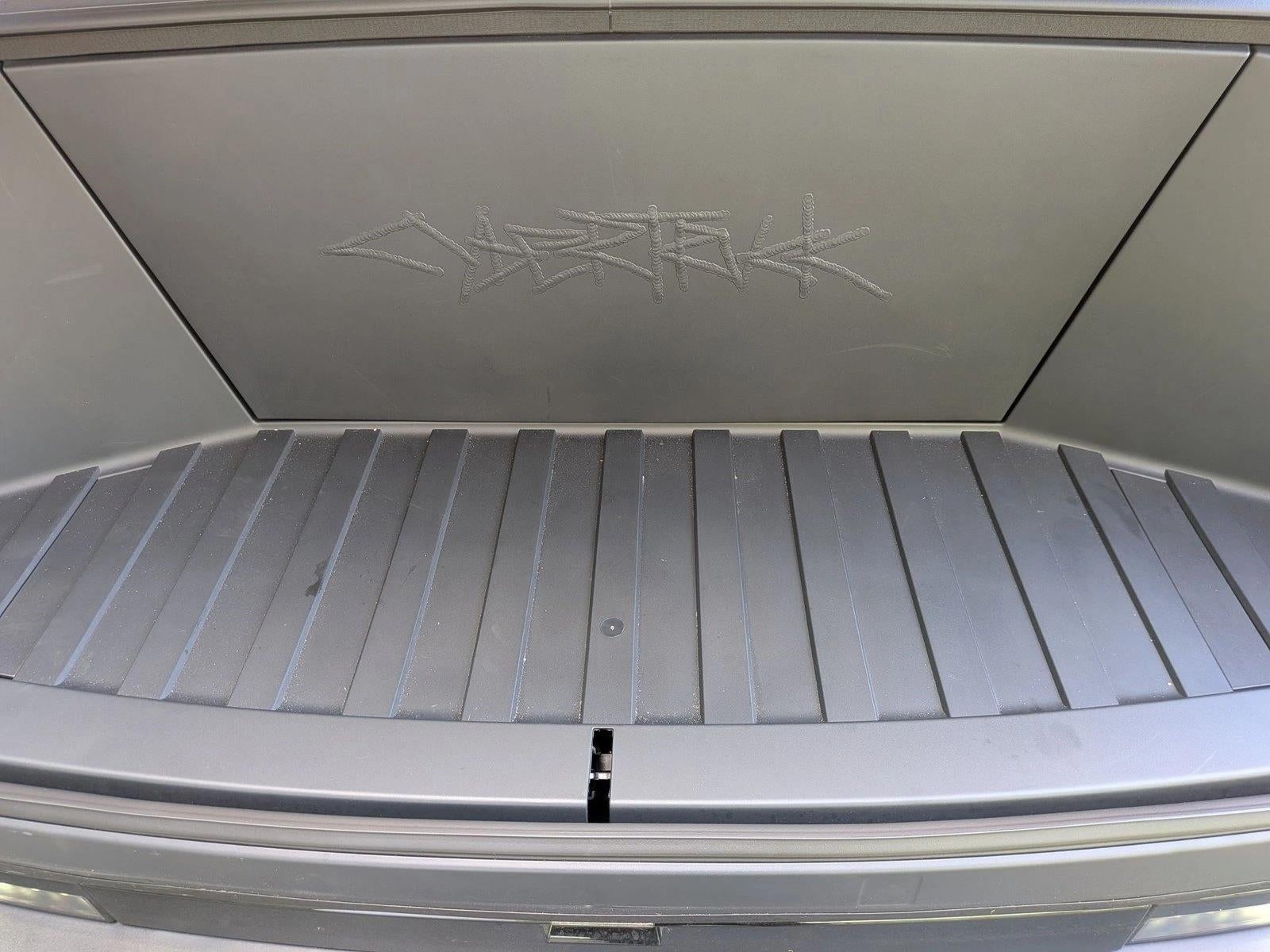 2024 Tesla Cybertruck Cyberbeast AWD