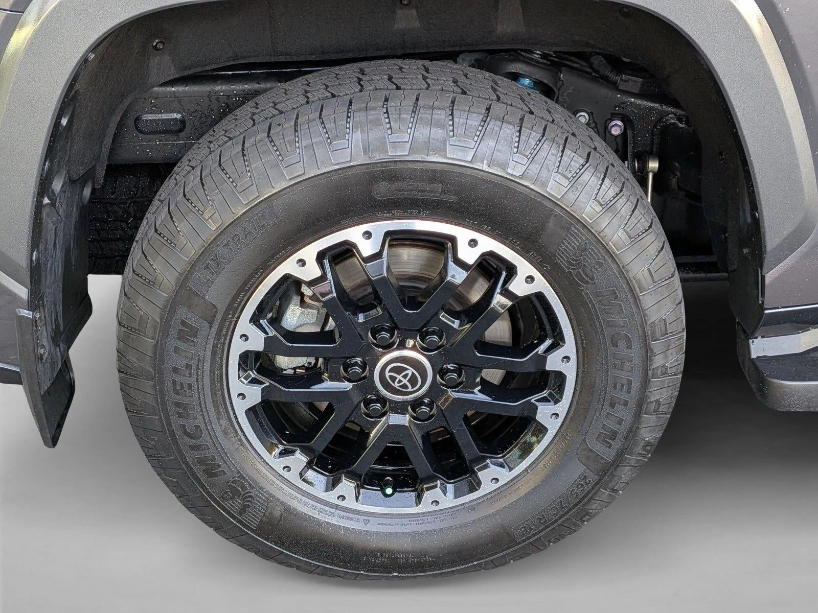 2023 Toyota Sequoia Limited 4WD (SE)