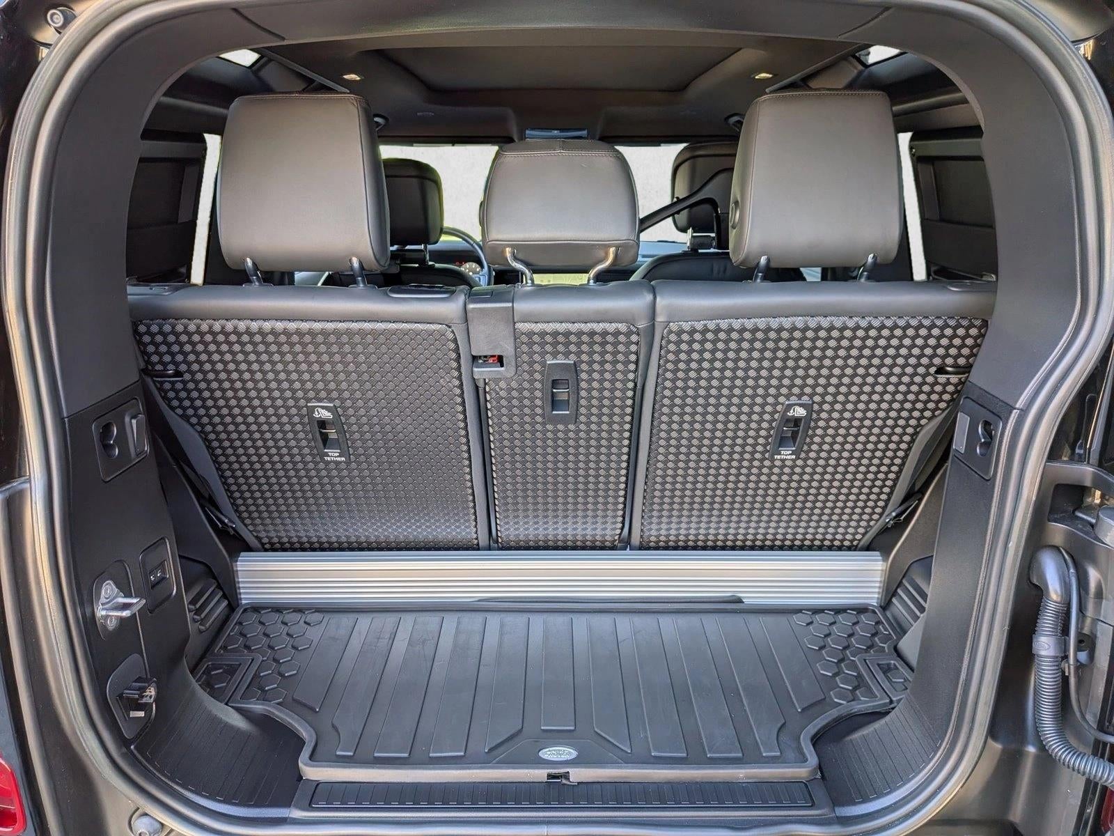 2023 Land Rover Defender 90 X-Dynamic SE AWD
