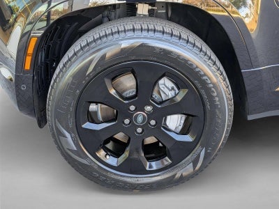 2023 Land Rover Defender 110 X-Dynamic SE AWD