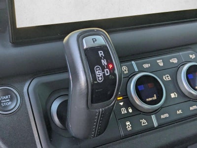 2023 Land Rover Defender 110 V8 AWD