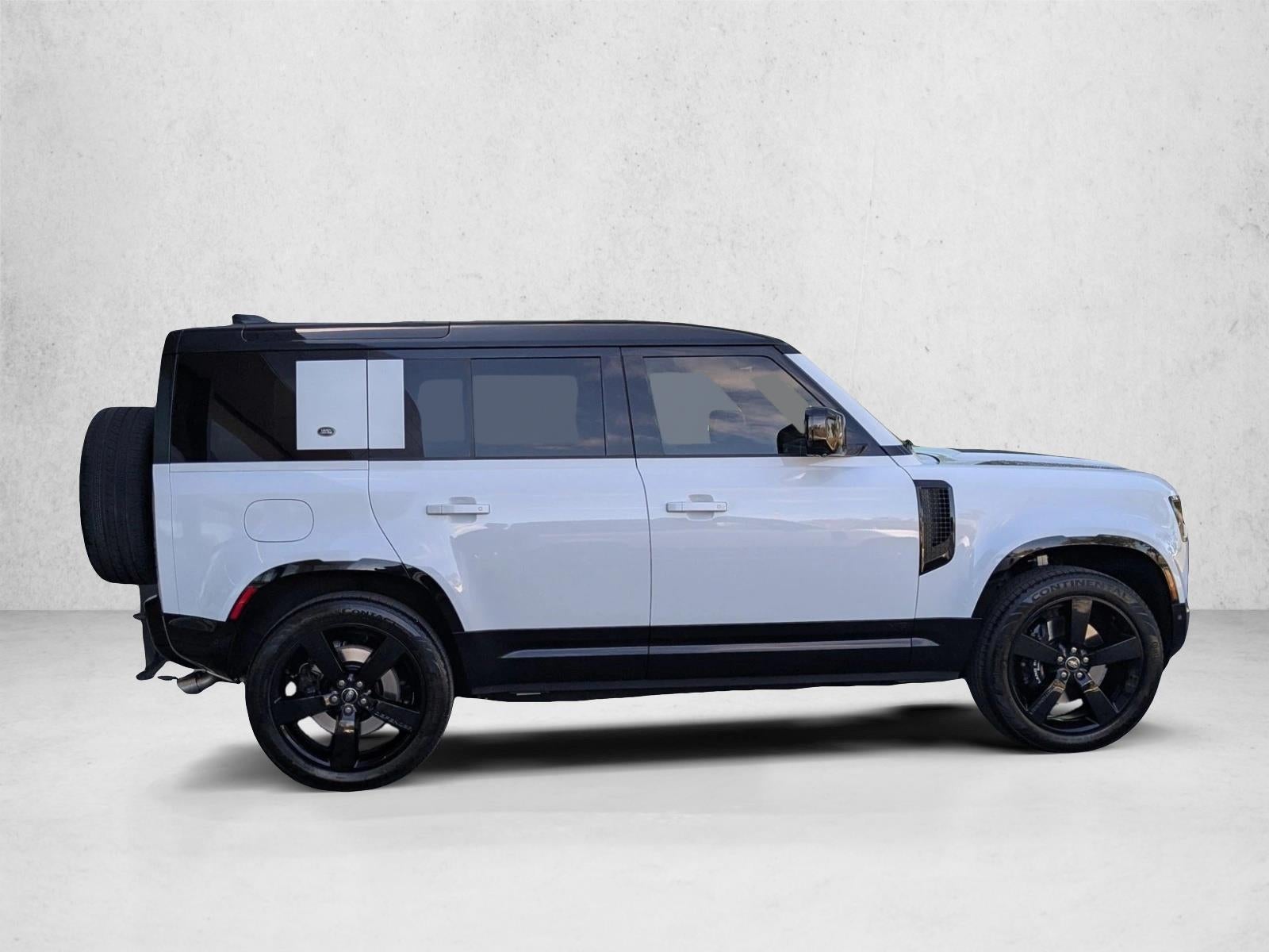 2023 Land Rover Defender 110 V8 AWD