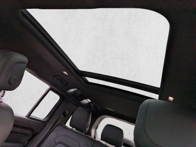 2023 Land Rover Defender 110 V8 AWD