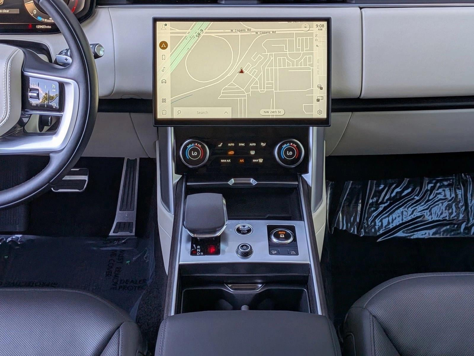 2023 Land Rover Range Rover P530 SE SWB