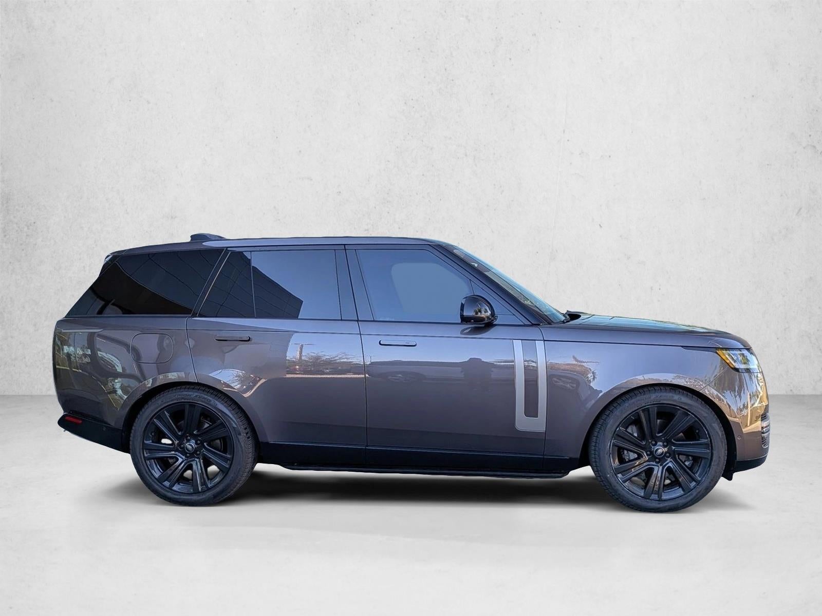 2022 Land Rover Range Rover P400 SE SWB