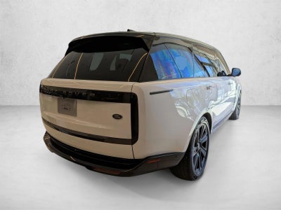 2023 Land Rover Range Rover P530 SE LWB 7 Seat