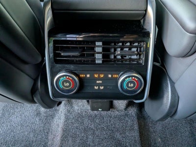 2025 Land Rover Range Rover P400 SE LWB 7 Seat