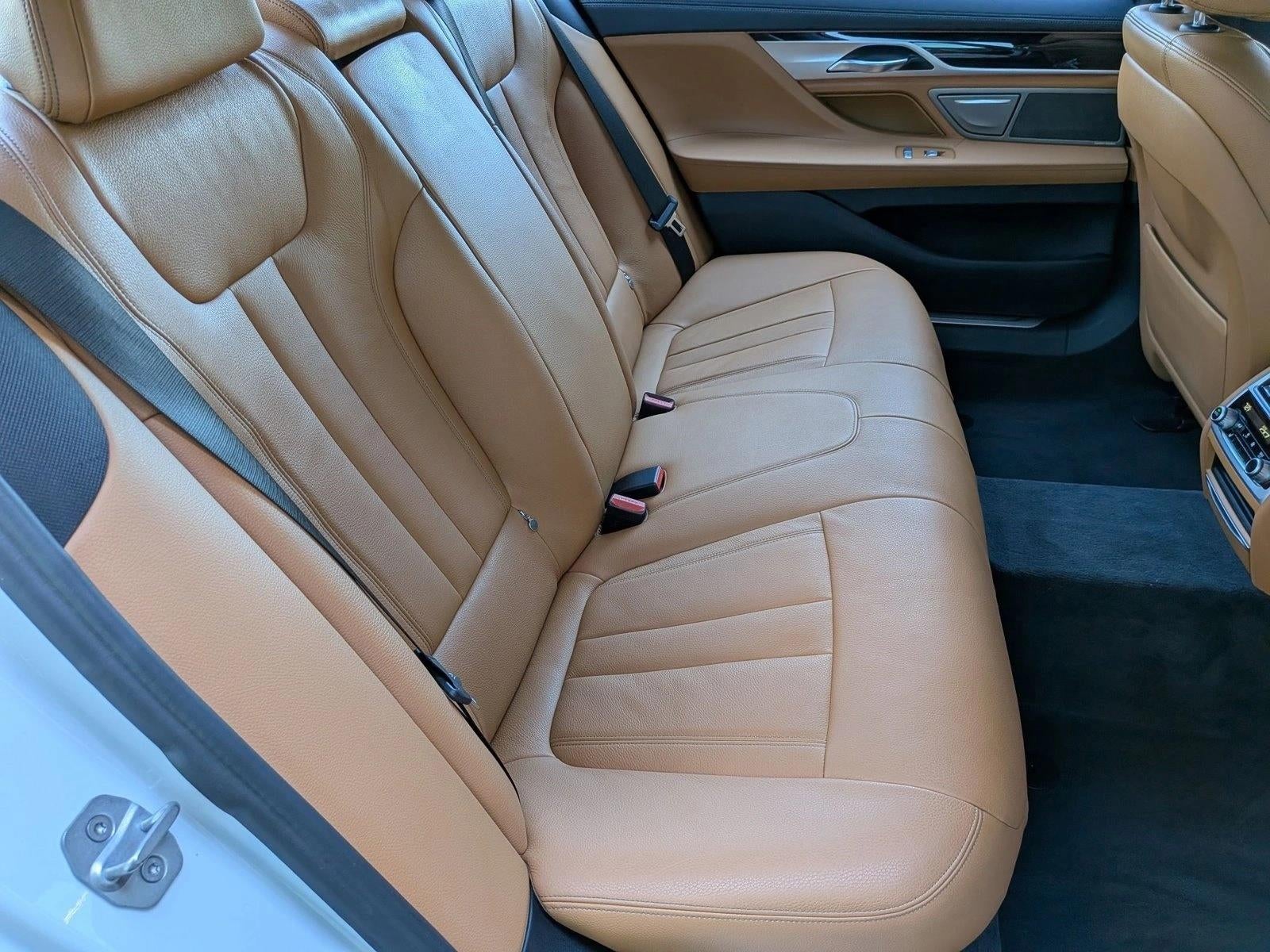 2019 BMW 740i Sedan