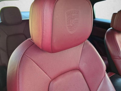 2023 Porsche Cayenne Platinum Edition Coupe AWD