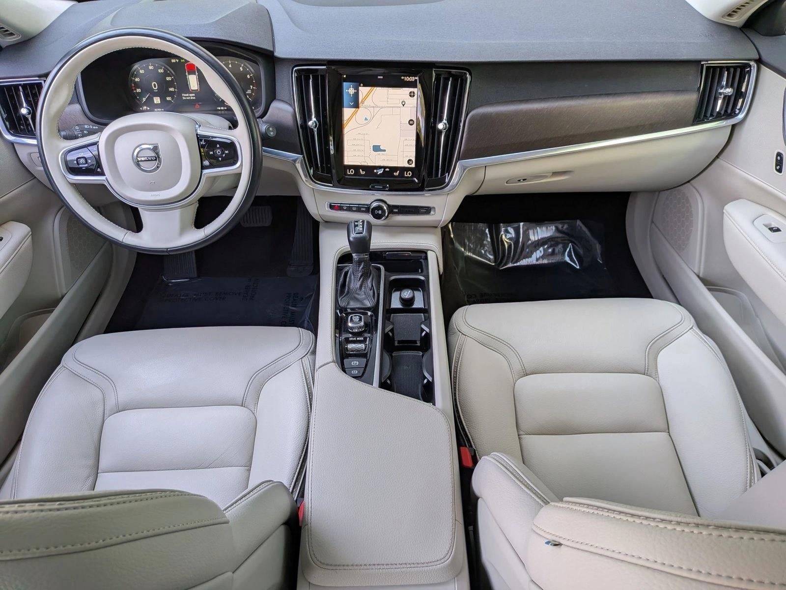 2020 Volvo V90 Cross Country T6 AWD