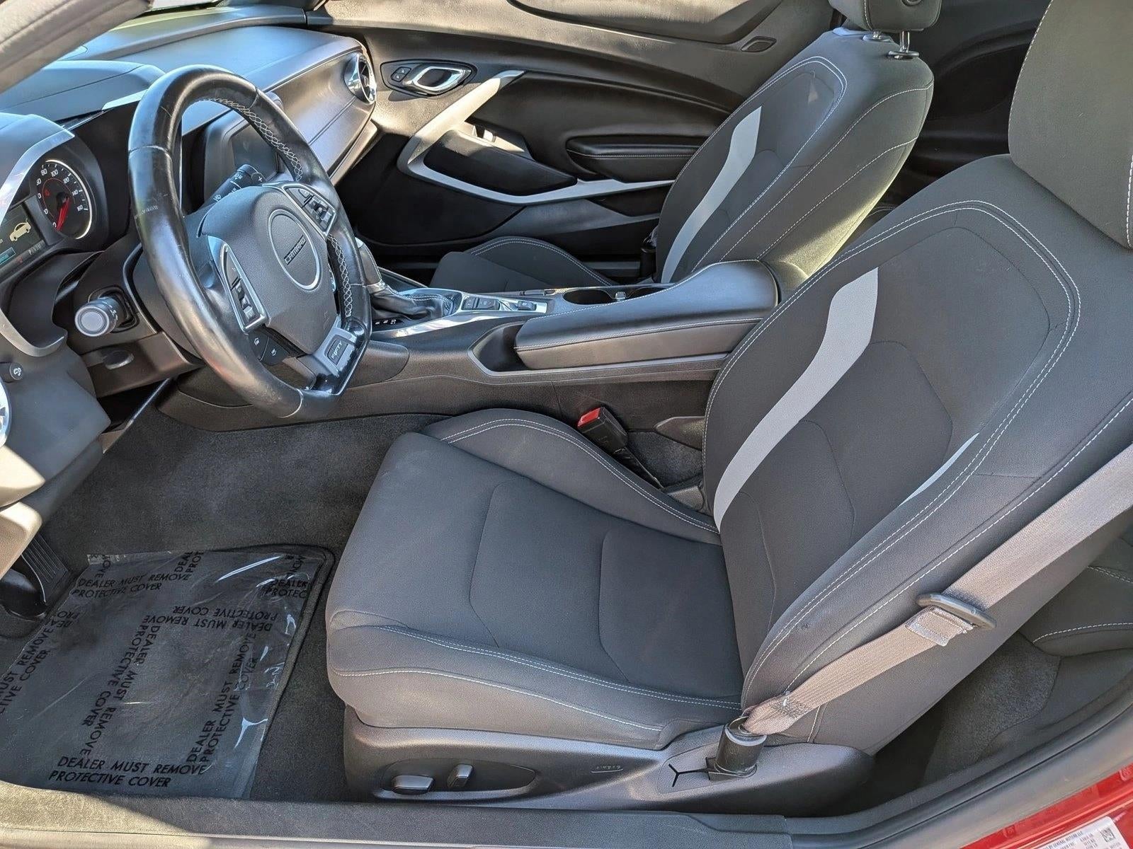 2017 Chevrolet Camaro 2dr Coupe 1LT