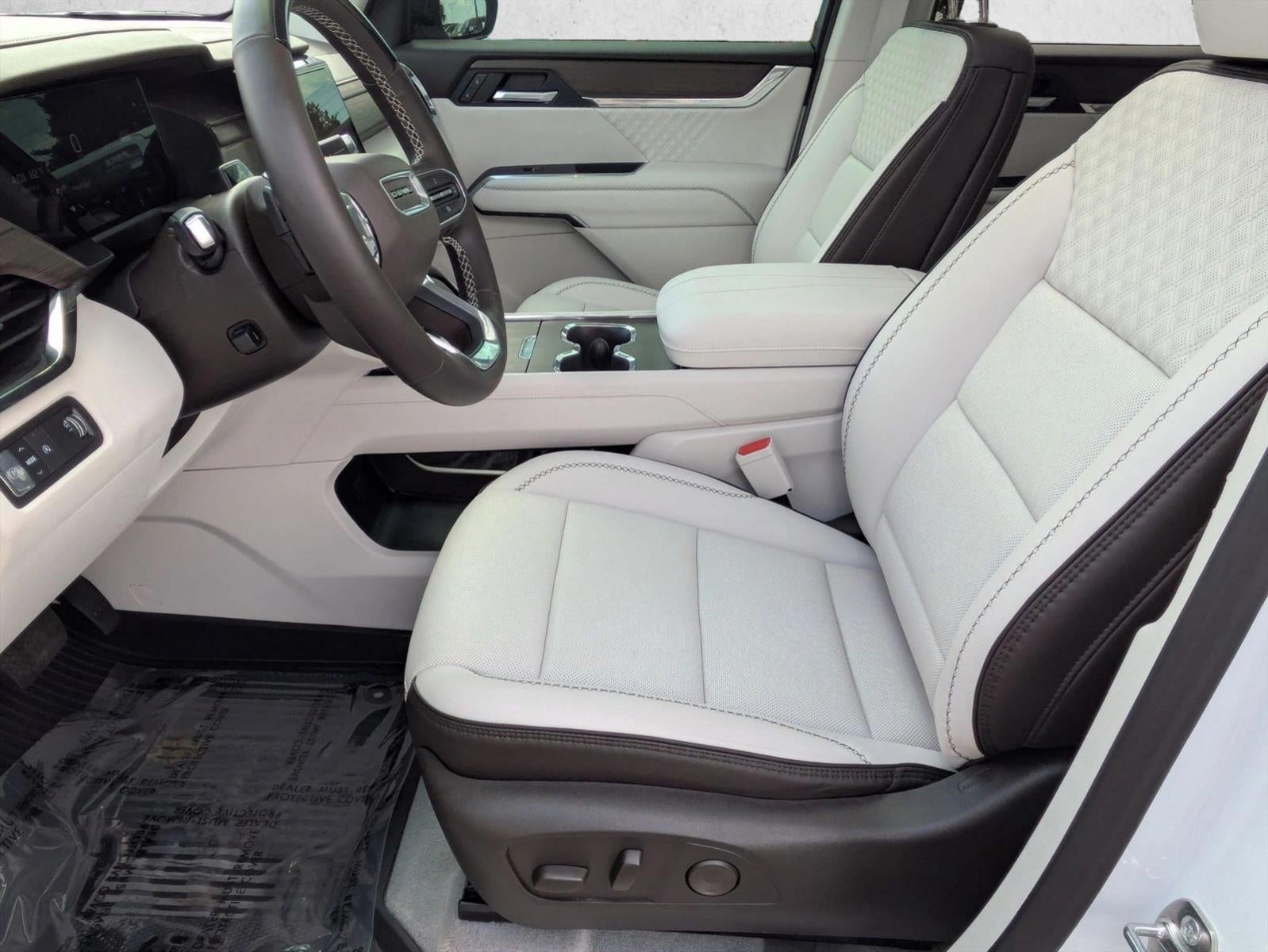 2026 GMC Acadia FWD Denali
