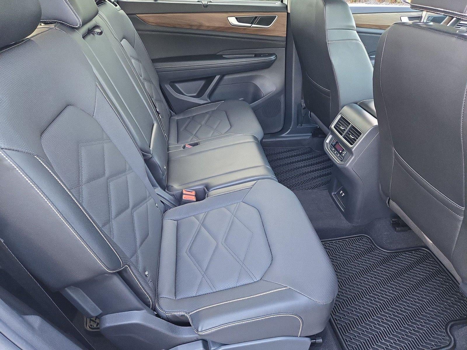2024 Volkswagen Atlas 2.0T SE w/Technology FWD