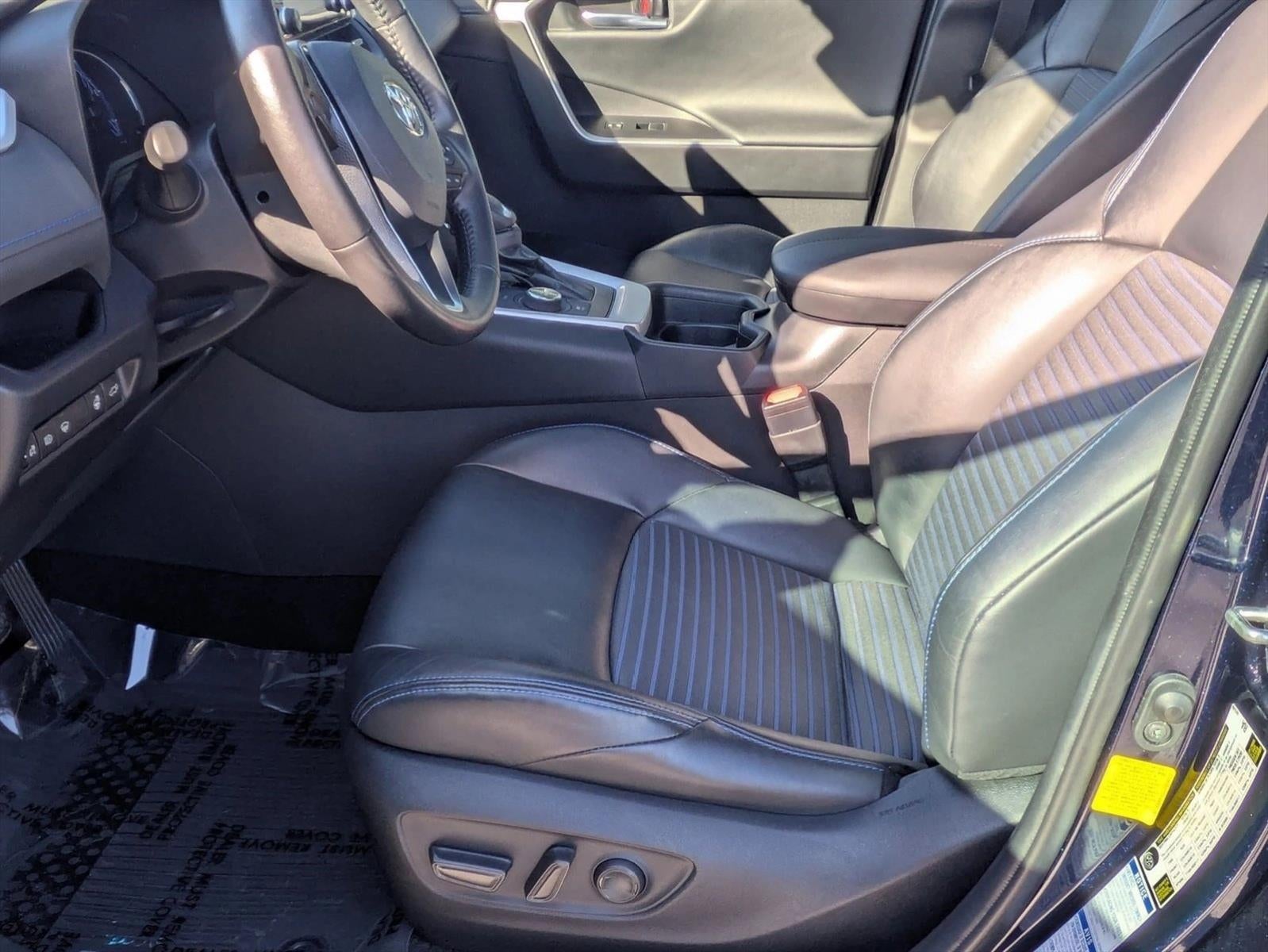 2020 Toyota RAV4 Hybrid XSE AWD (Natl)