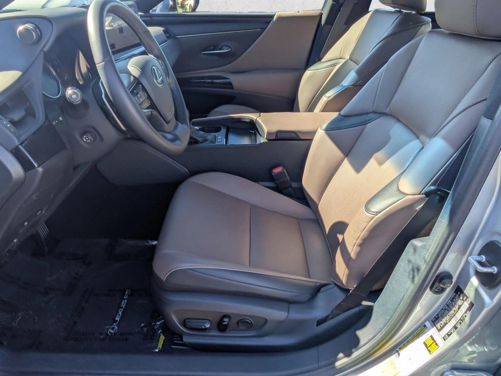 2023 Lexus ES 300h FWD