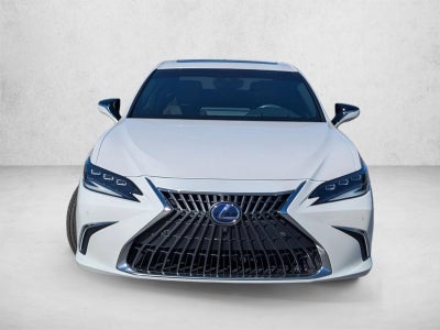 2022 Lexus ES 300h Ultra Luxury FWD