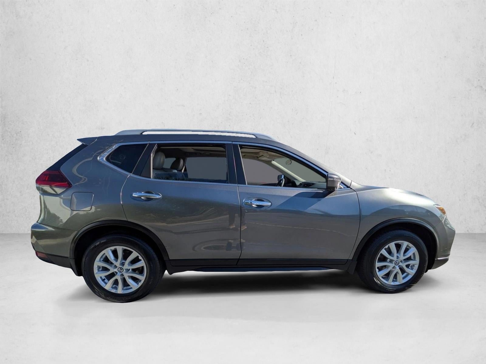 2018 Nissan Rogue FWD SV