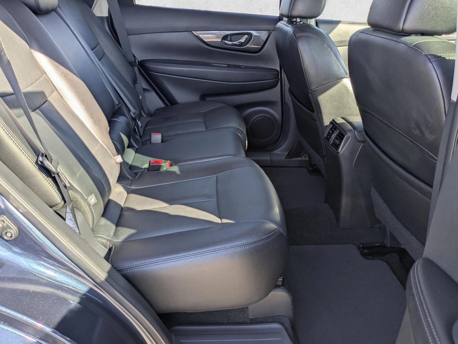 2016 Nissan Rogue FWD 4dr SL