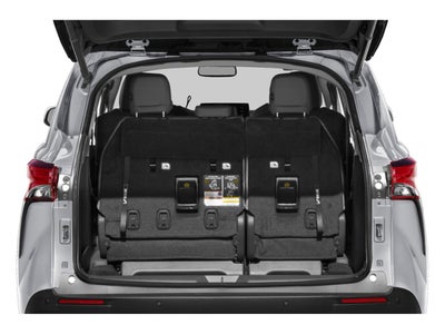 2022 Toyota Sienna XLE FWD 8-Passenger (Natl)