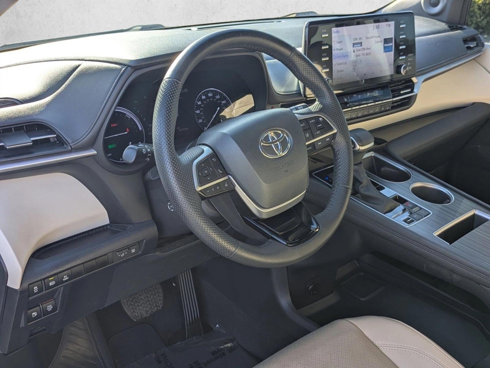 2023 Toyota Sienna Limited FWD 7-Passenger (GS)