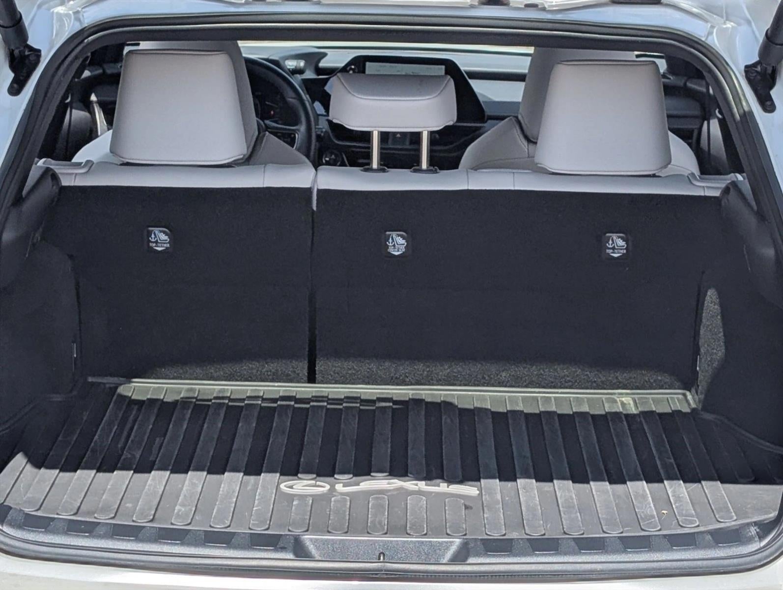 2024 Lexus UX 250h Premium FWD
