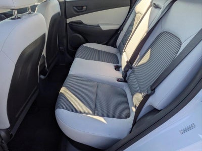 2023 Hyundai KONA SE Auto AWD