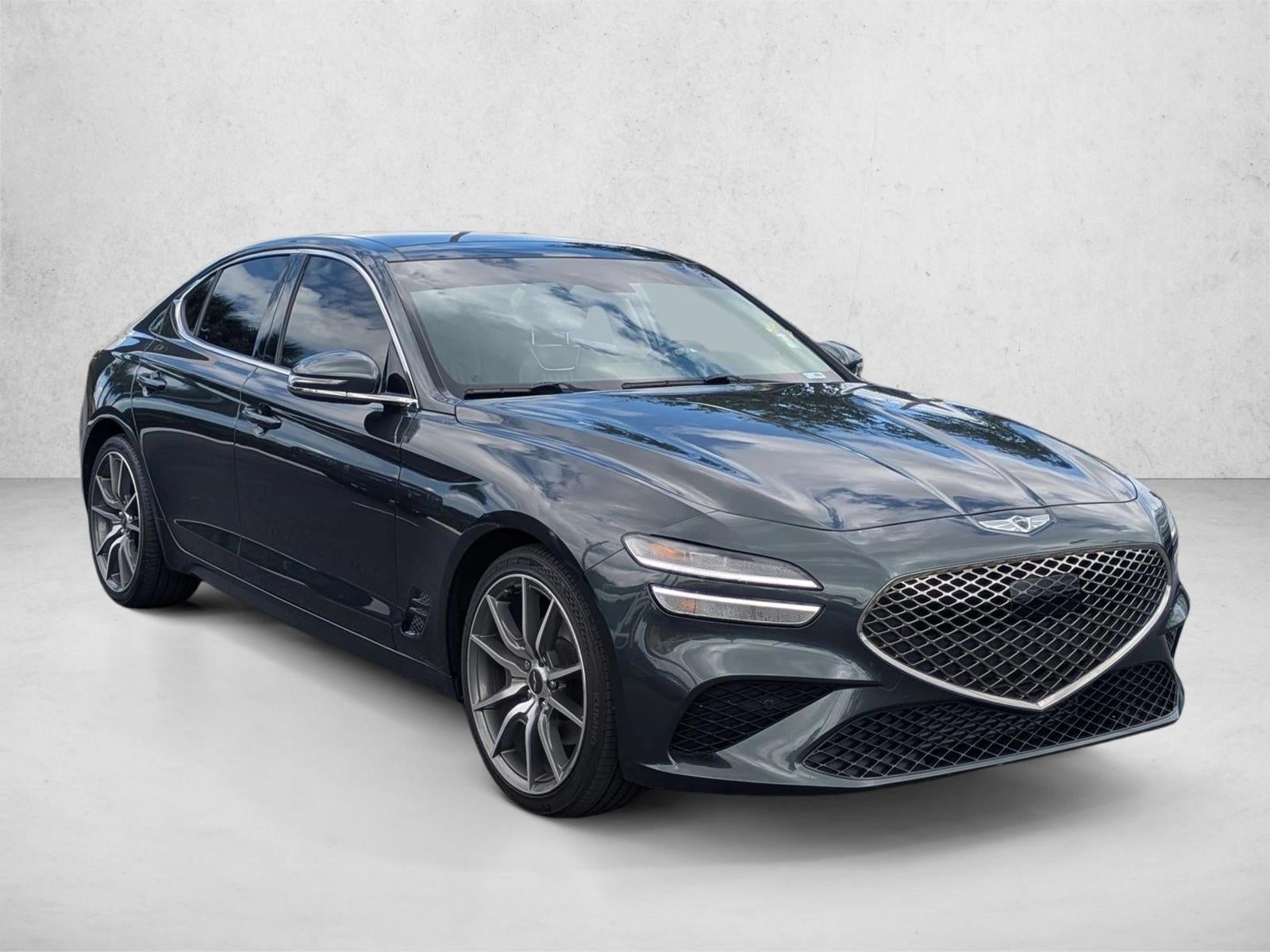 2022 Genesis G70 2.0T RWD