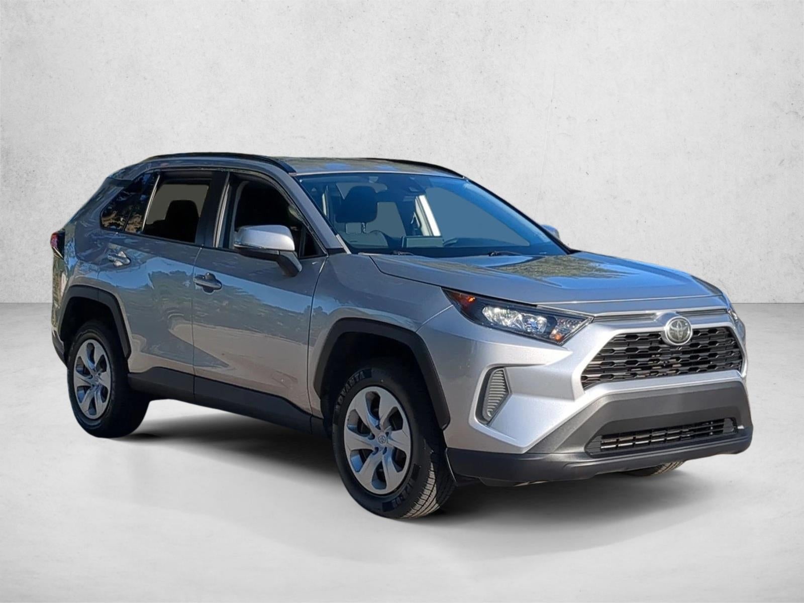 2020 Toyota RAV4 LE FWD (GS)