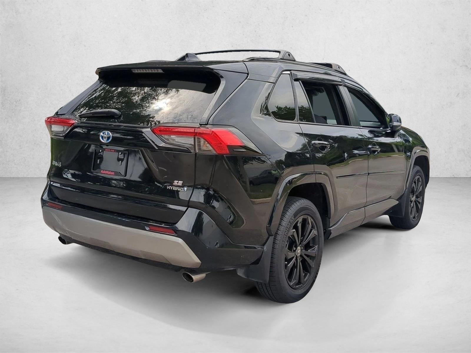 2022 Toyota RAV4 Hybrid SE AWD (Natl)