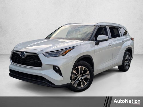 2022 Toyota Highlander Hybrid XLE FWD (Natl)