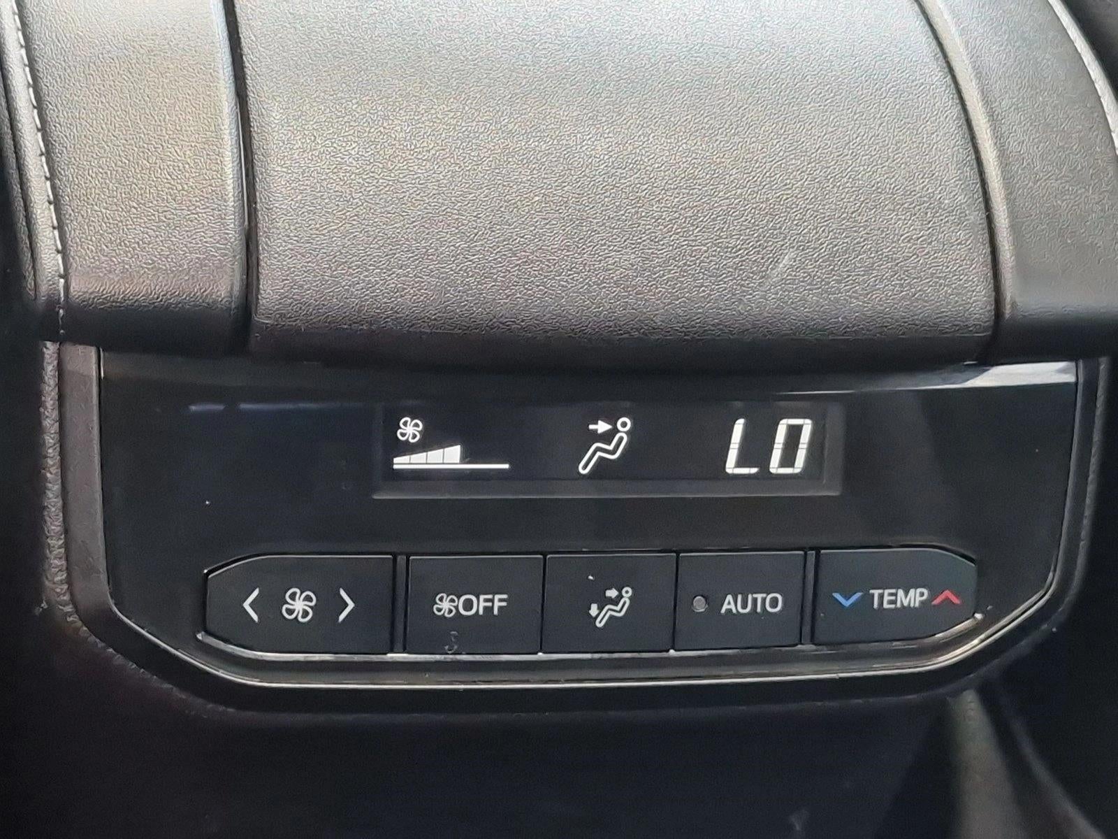 2022 Toyota Highlander Hybrid XLE FWD (Natl)