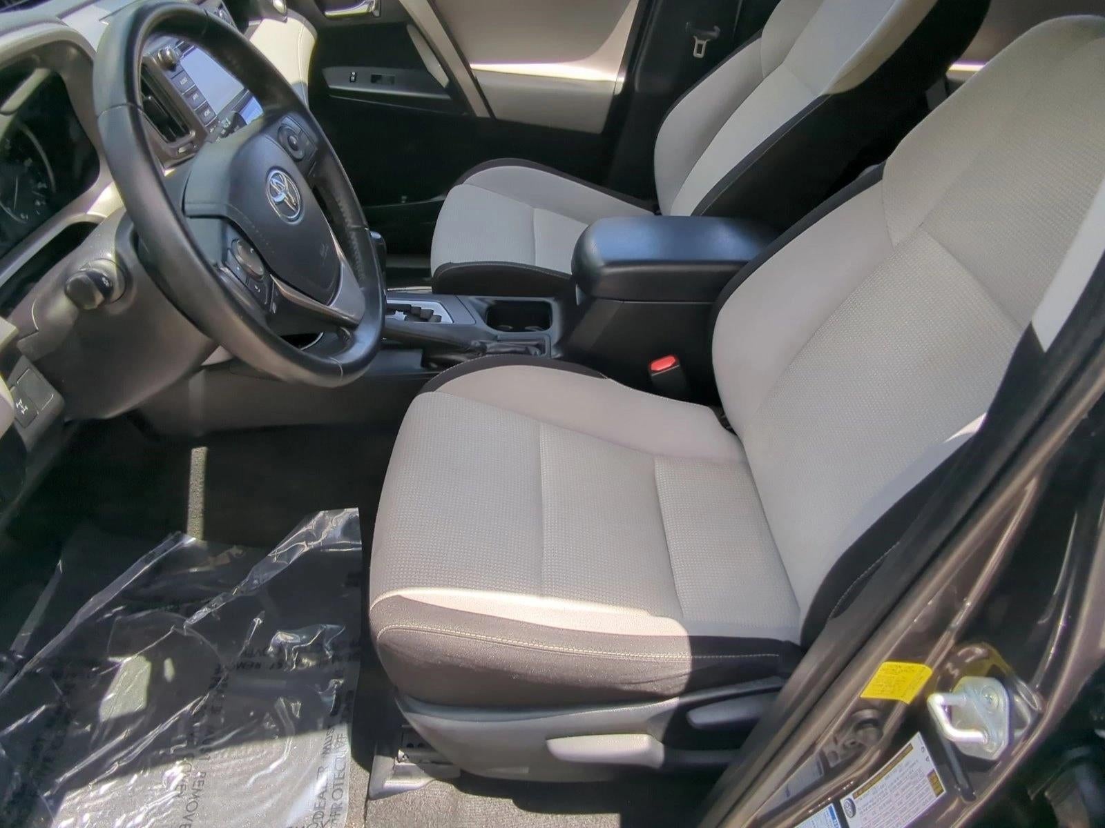 2017 Toyota RAV4 XLE AWD (Natl)