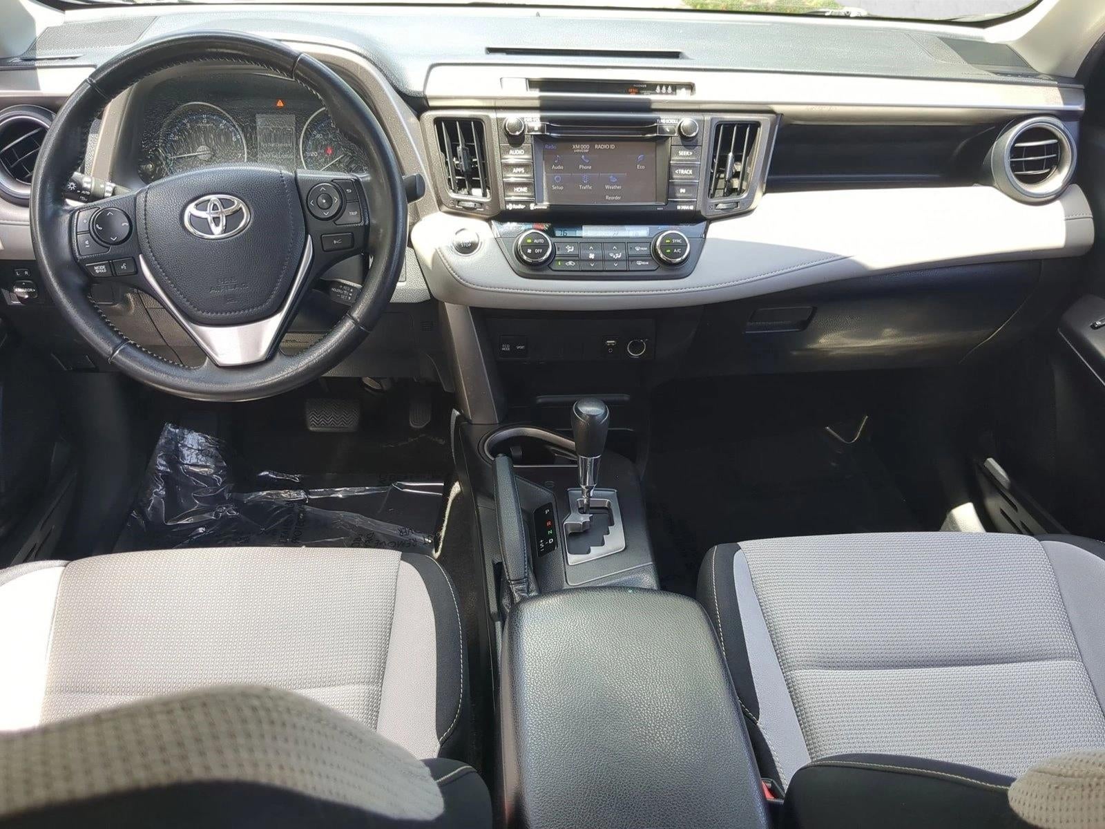 2017 Toyota RAV4 XLE AWD (Natl)