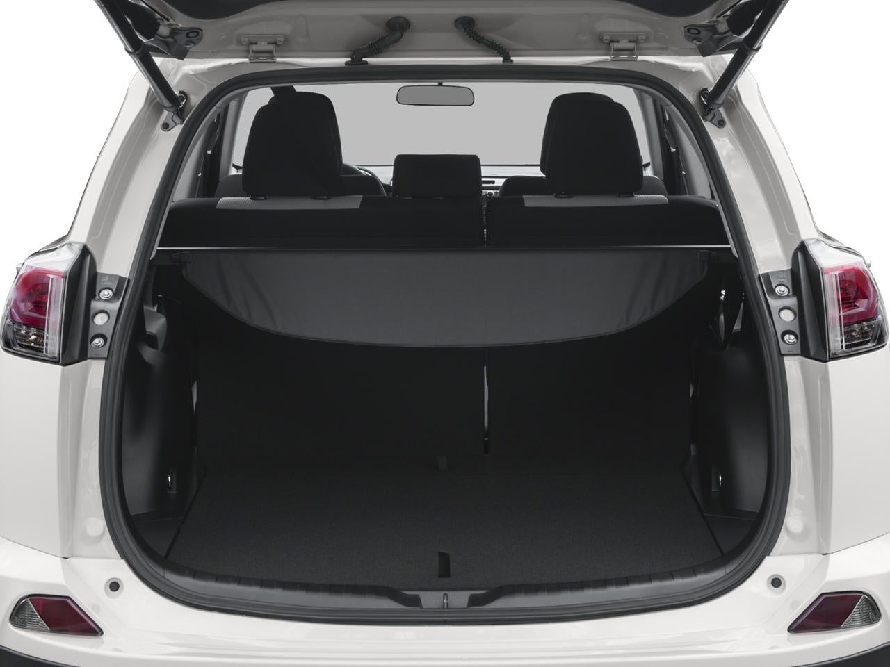 2017 Toyota RAV4 XLE AWD (Natl)