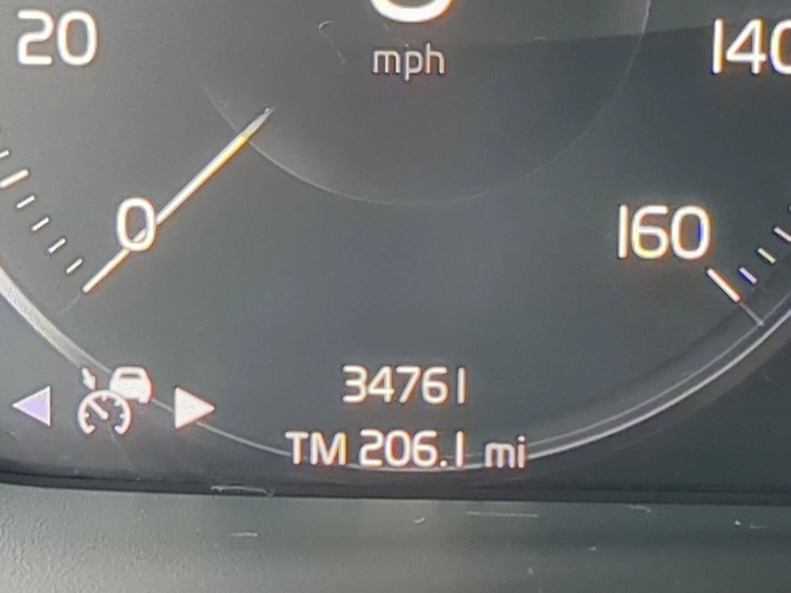 2022 Volvo XC40 T4 FWD Inscription