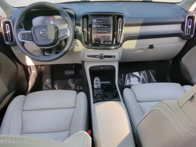 2022 Volvo XC40 T4 FWD Inscription