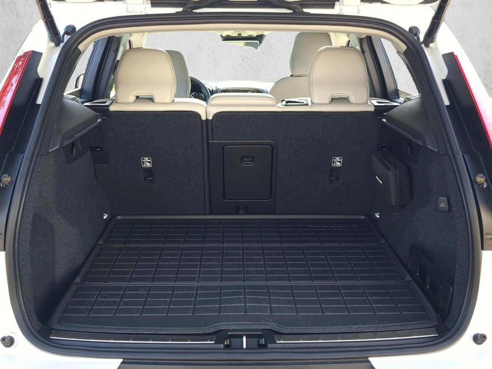 2022 Volvo XC40 T4 FWD Inscription