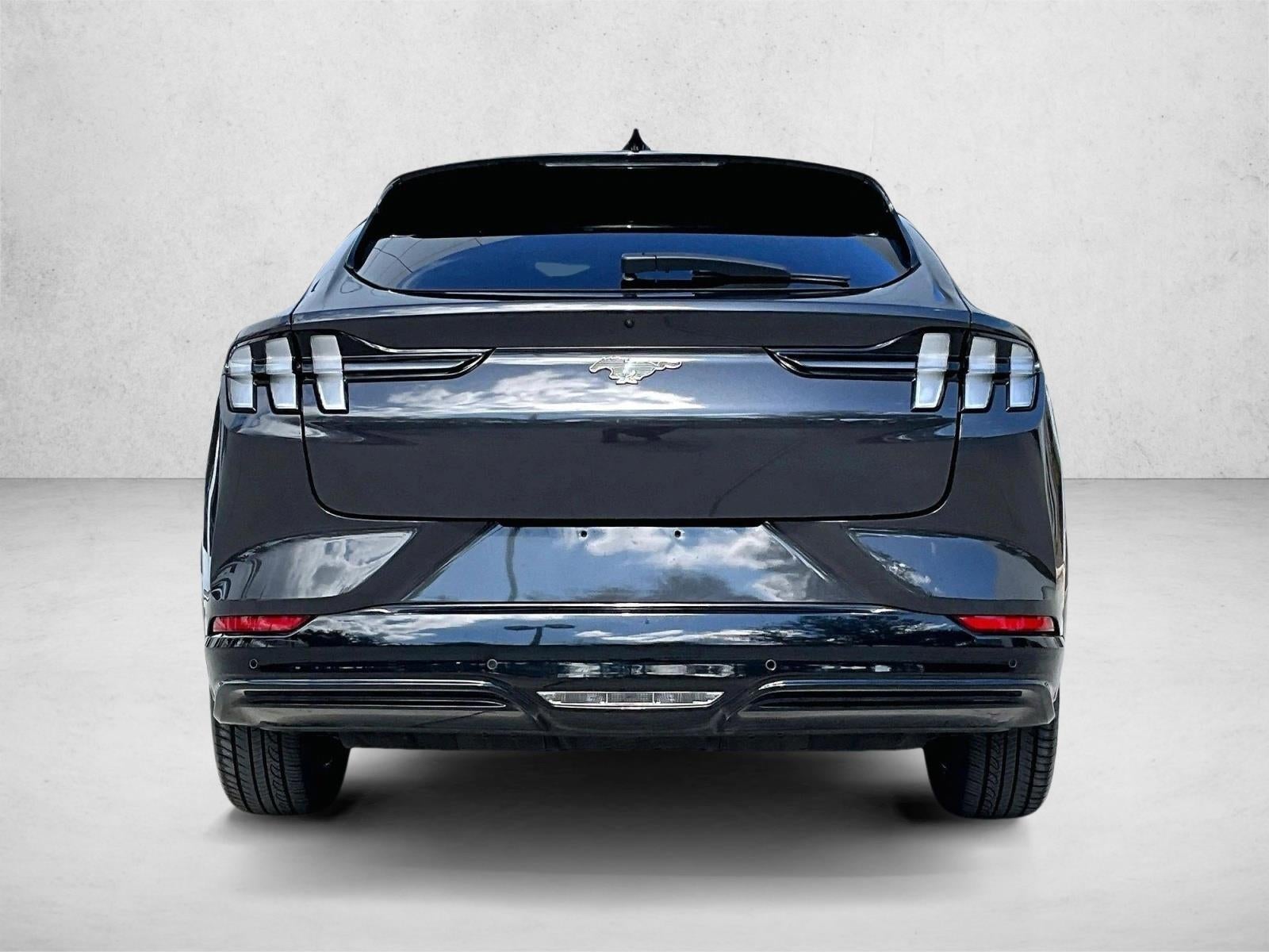 2022 Ford Mustang Mach-E Premium RWD